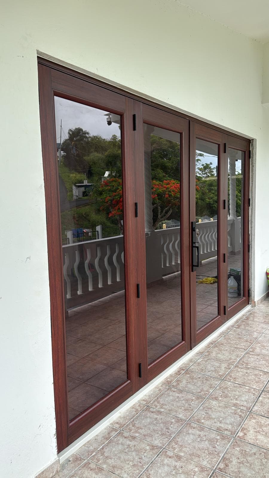 Puertas corredizas instaladas en una residencia de Puerto Rico
